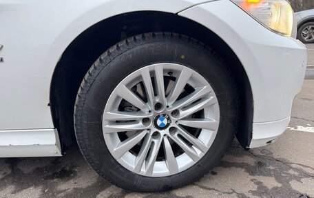 BMW 3 серия, 2011 год, 1 300 000 рублей, 15 фотография