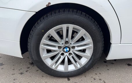 BMW 3 серия, 2011 год, 1 300 000 рублей, 14 фотография