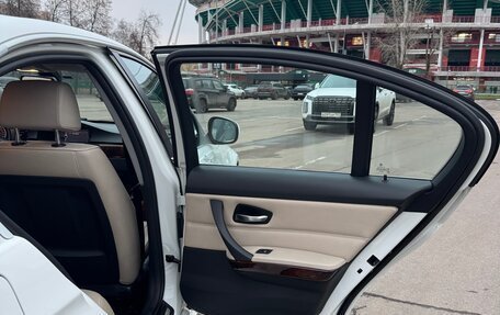 BMW 3 серия, 2011 год, 1 300 000 рублей, 25 фотография