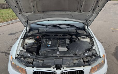 BMW 3 серия, 2011 год, 1 300 000 рублей, 24 фотография