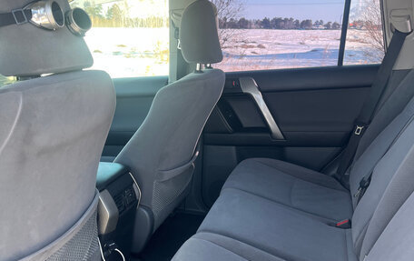 Toyota Land Cruiser Prado 150 рестайлинг 2, 2012 год, 2 850 000 рублей, 14 фотография