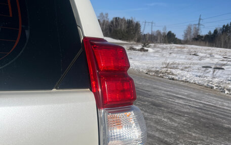 Toyota Land Cruiser Prado 150 рестайлинг 2, 2012 год, 2 850 000 рублей, 21 фотография