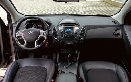 Hyundai ix35 I рестайлинг, 2015 год, 1 295 000 рублей, 16 фотография