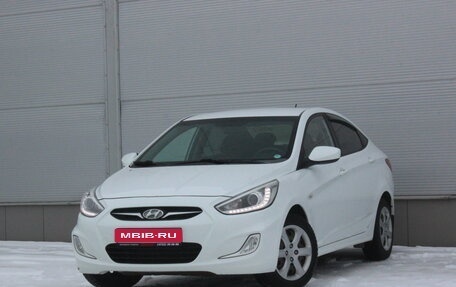 Hyundai Solaris II рестайлинг, 2014 год, 697 000 рублей, 1 фотография