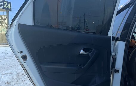 Volkswagen Polo VI (EU Market), 2017 год, 620 000 рублей, 24 фотография