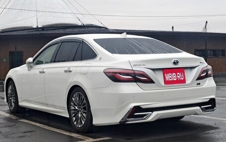 Toyota Crown, 2018 год, 3 300 000 рублей, 1 фотография