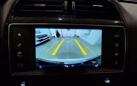 Jaguar F-Pace, 2018 год, 2 870 000 рублей, 12 фотография