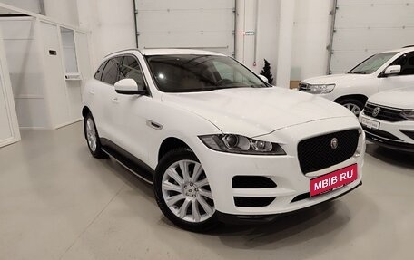 Jaguar F-Pace, 2018 год, 2 870 000 рублей, 3 фотография