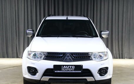 Mitsubishi Pajero Sport II рестайлинг, 2015 год, 1 899 000 рублей, 13 фотография