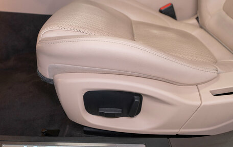 Jaguar XF II, 2016 год, 2 160 000 рублей, 23 фотография