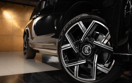 Rolls-Royce Cullinan, 2025 год, 71 000 000 рублей, 5 фотография