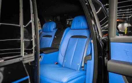 Rolls-Royce Cullinan, 2025 год, 71 000 000 рублей, 8 фотография