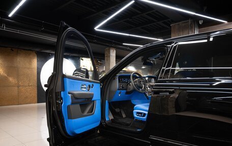 Rolls-Royce Cullinan, 2025 год, 71 000 000 рублей, 9 фотография