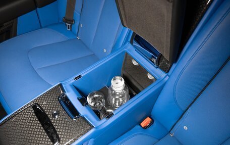 Rolls-Royce Cullinan, 2025 год, 71 000 000 рублей, 15 фотография