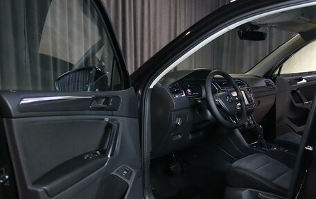 Volkswagen Tiguan II, 2018 год, 2 259 000 рублей, 7 фотография