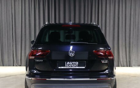 Volkswagen Tiguan II, 2018 год, 2 259 000 рублей, 14 фотография