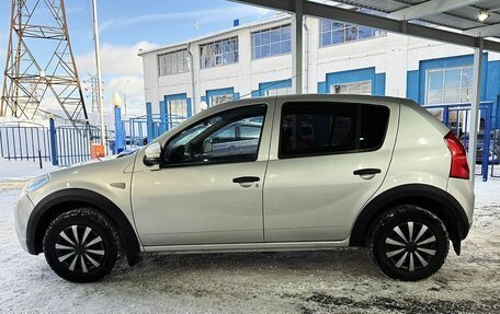 Renault Sandero I, 2013 год, 499 000 рублей, 2 фотография