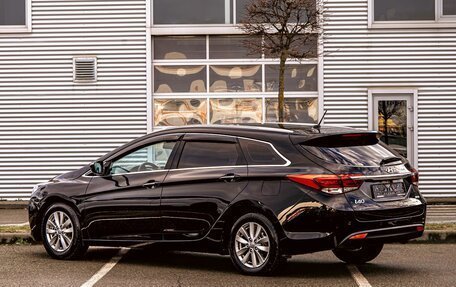 Hyundai i40 I рестайлинг, 2017 год, 1 095 000 рублей, 4 фотография