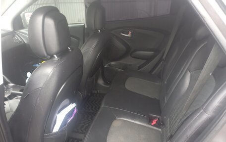 Hyundai ix35 I рестайлинг, 2013 год, 900 000 рублей, 8 фотография