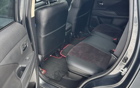 Mitsubishi Outlander III рестайлинг 3, 2021 год, 2 400 000 рублей, 7 фотография