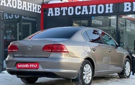 Volkswagen Passat B7, 2011 год, 659 000 рублей, 12 фотография