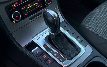 Volkswagen Passat B7, 2011 год, 659 000 рублей, 21 фотография