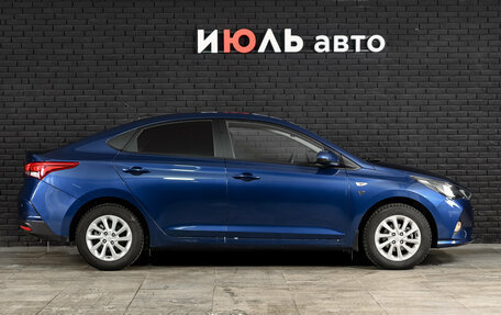 Hyundai Solaris II рестайлинг, 2021 год, 1 630 000 рублей, 8 фотография