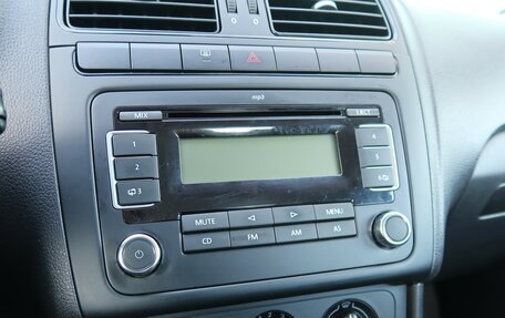 Volkswagen Polo VI (EU Market), 2011 год, 579 000 рублей, 18 фотография