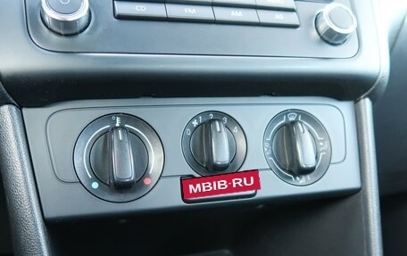 Volkswagen Polo VI (EU Market), 2011 год, 579 000 рублей, 19 фотография