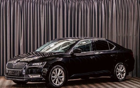 Skoda Superb III рестайлинг, 2018 год, 1 835 000 рублей, 1 фотография