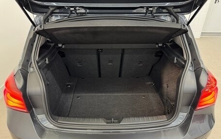 BMW 1 серия, 2018 год, 1 690 000 рублей, 18 фотография