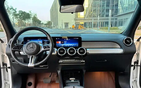 Mercedes-Benz GLB, 2023 год, 2 075 000 рублей, 8 фотография