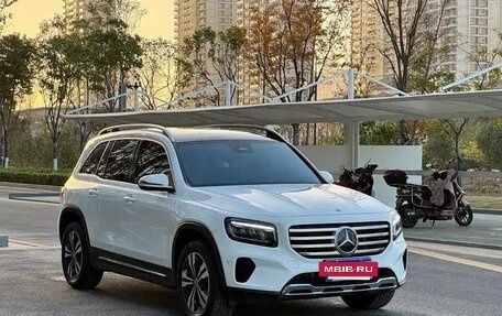 Mercedes-Benz GLB, 2023 год, 2 075 000 рублей, 3 фотография