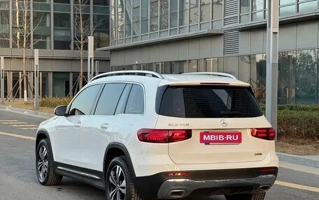 Mercedes-Benz GLB, 2023 год, 2 075 000 рублей, 5 фотография