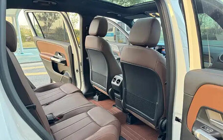 Mercedes-Benz GLB, 2023 год, 2 075 000 рублей, 14 фотография