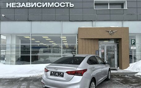 Hyundai Solaris II рестайлинг, 2017 год, 1 170 000 рублей, 3 фотография