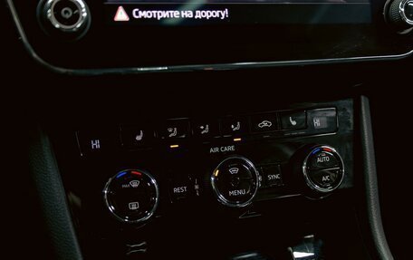 Skoda Superb III рестайлинг, 2018 год, 1 835 000 рублей, 15 фотография