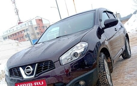 Nissan Qashqai, 2011 год, 815 000 рублей, 1 фотография