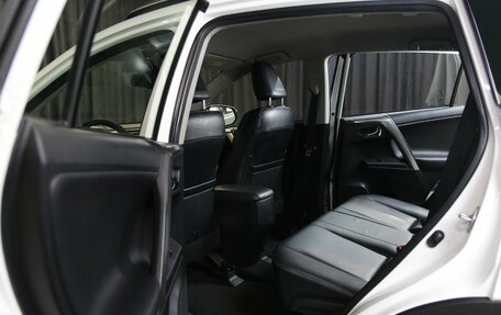 Toyota RAV4, 2015 год, 2 099 000 рублей, 6 фотография