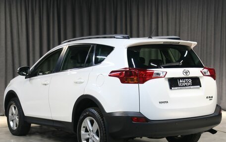 Toyota RAV4, 2015 год, 2 099 000 рублей, 4 фотография