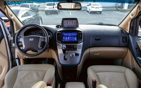 Hyundai Grand Starex Grand Starex I рестайлинг 2, 2018 год, 2 255 000 рублей, 13 фотография