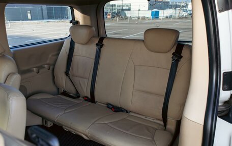 Hyundai Grand Starex Grand Starex I рестайлинг 2, 2018 год, 2 255 000 рублей, 18 фотография