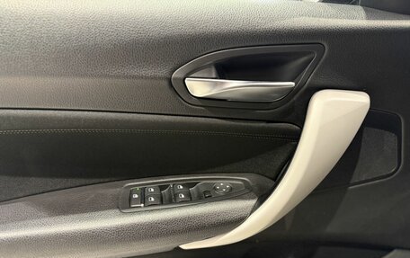 BMW 1 серия, 2018 год, 1 980 000 рублей, 19 фотография