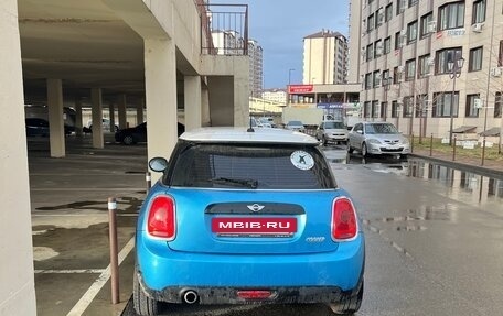 MINI Hatch, 2017 год, 1 600 000 рублей, 5 фотография