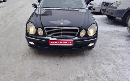 Mercedes-Benz E-Класс, 2004 год, 980 000 рублей, 2 фотография