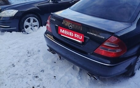 Mercedes-Benz E-Класс, 2004 год, 980 000 рублей, 7 фотография