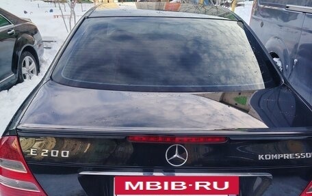 Mercedes-Benz E-Класс, 2004 год, 980 000 рублей, 5 фотография