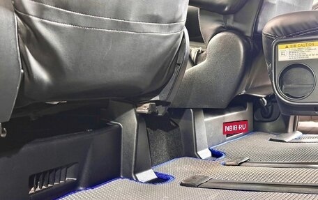 Toyota Noah III, 2015 год, 1 730 000 рублей, 17 фотография