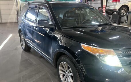 Ford Explorer VI, 2013 год, 1 100 000 рублей, 4 фотография