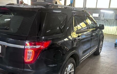 Ford Explorer VI, 2013 год, 1 100 000 рублей, 5 фотография